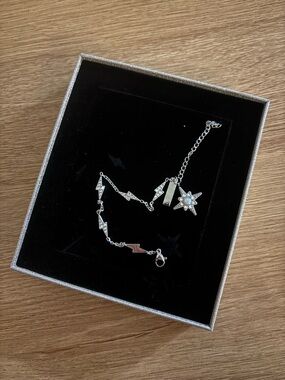 Taylor Swift bracelet